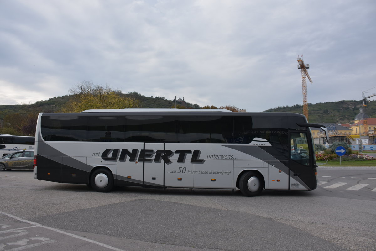 Setra 415 GT-HD vom Busunternehmen UNERTL aus der BRD 09/2017 in Krems.
