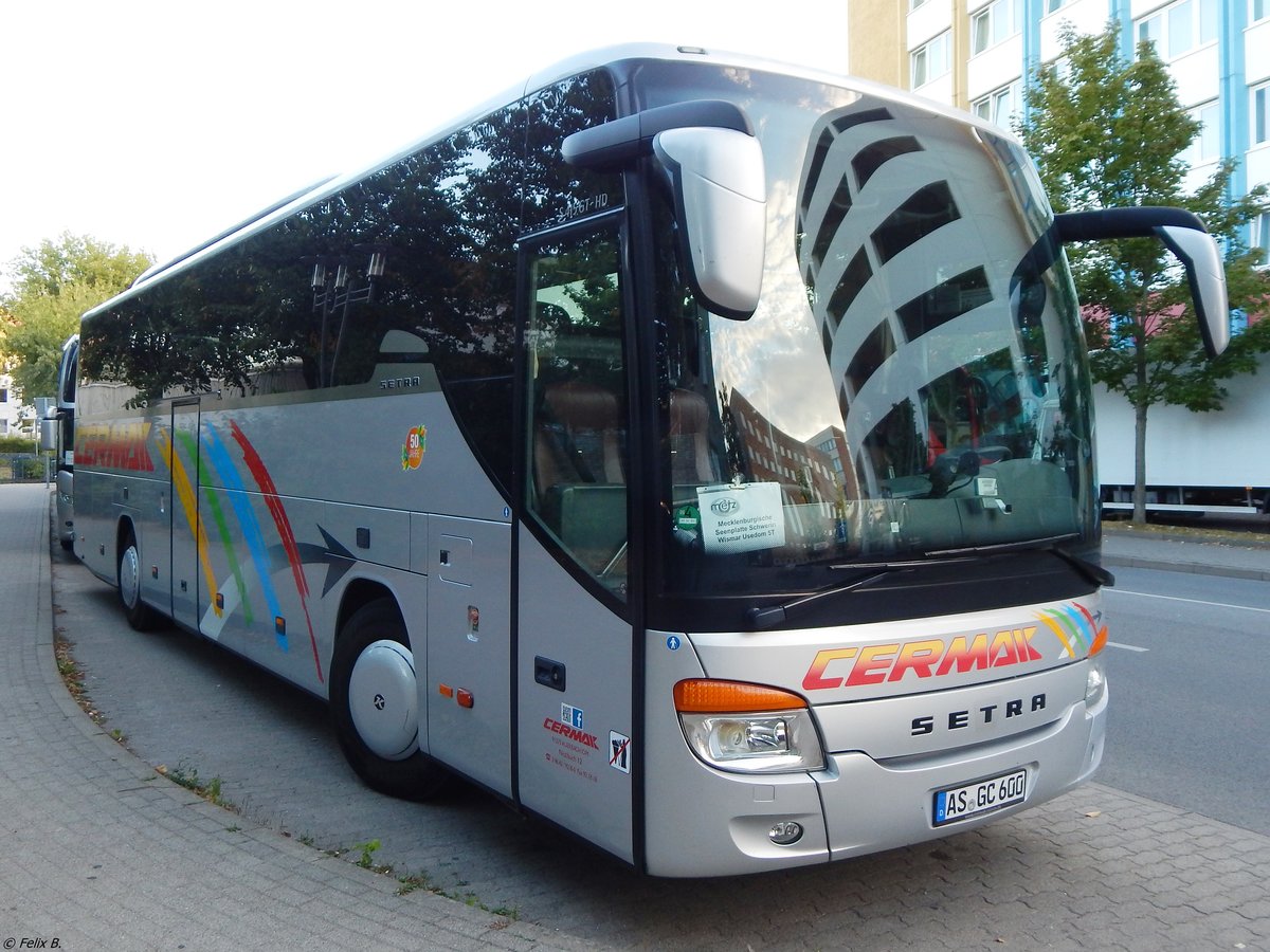 Setra 415 GT-HD von Cermak Reisen aus Deutschland in Neubrandenburg.
