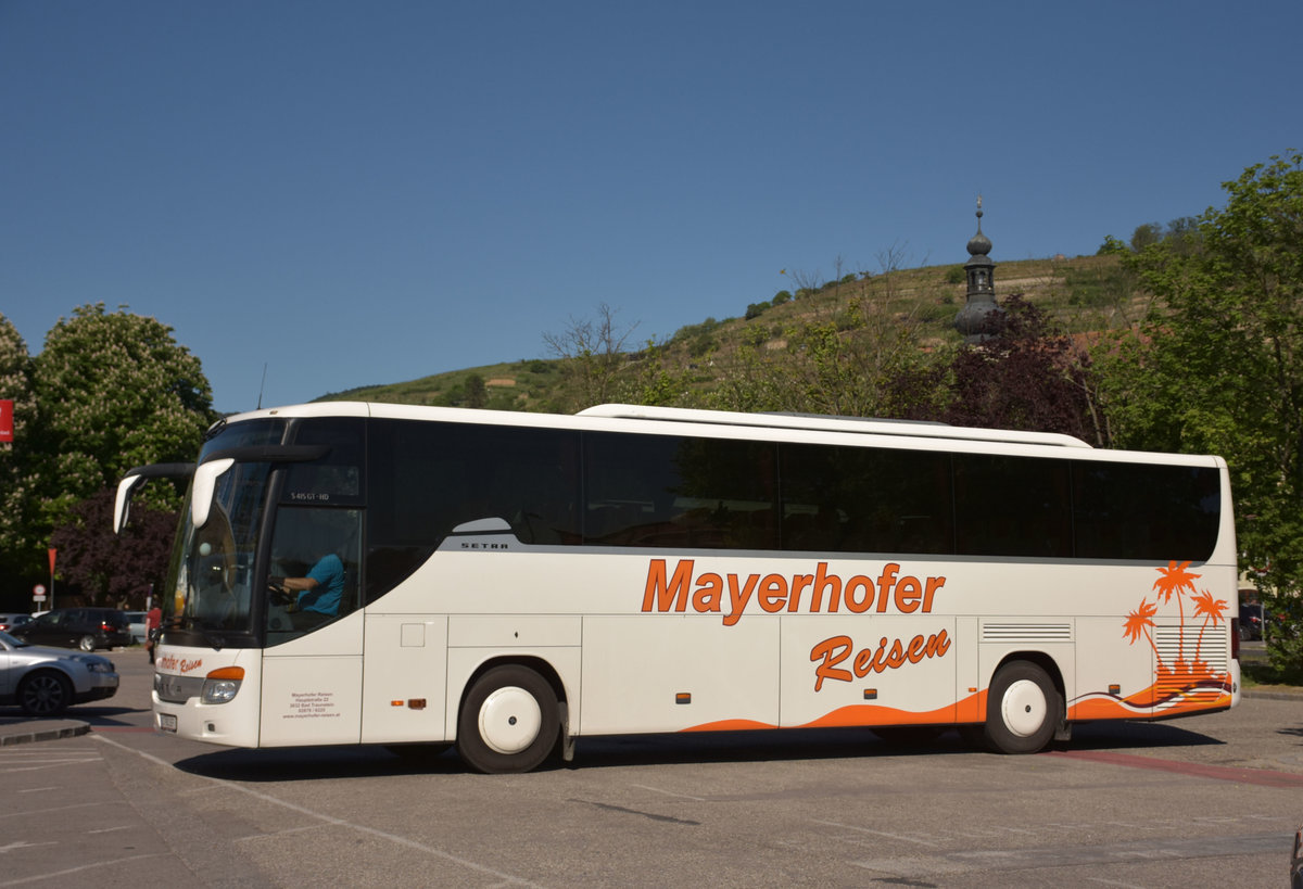 Setra 415 GT- HD von Mayerhofer Reisen aus sterreich 05/2018 in Krems.