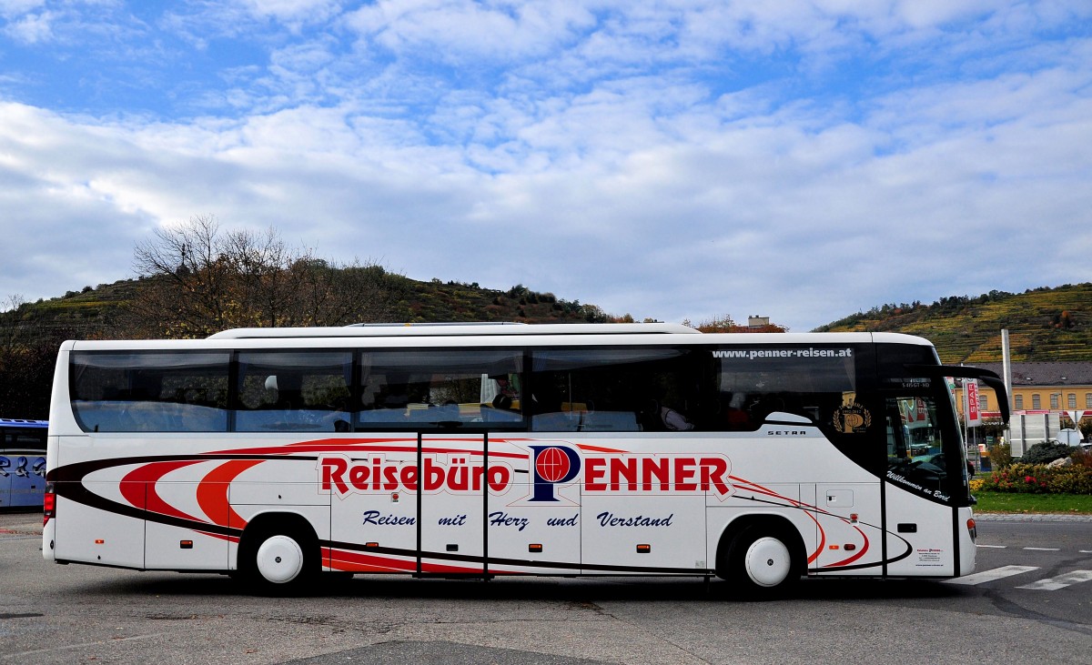 Setra 415 GT-HD von Penner Reisen aus sterreich im Herbst 2013 in Krems.