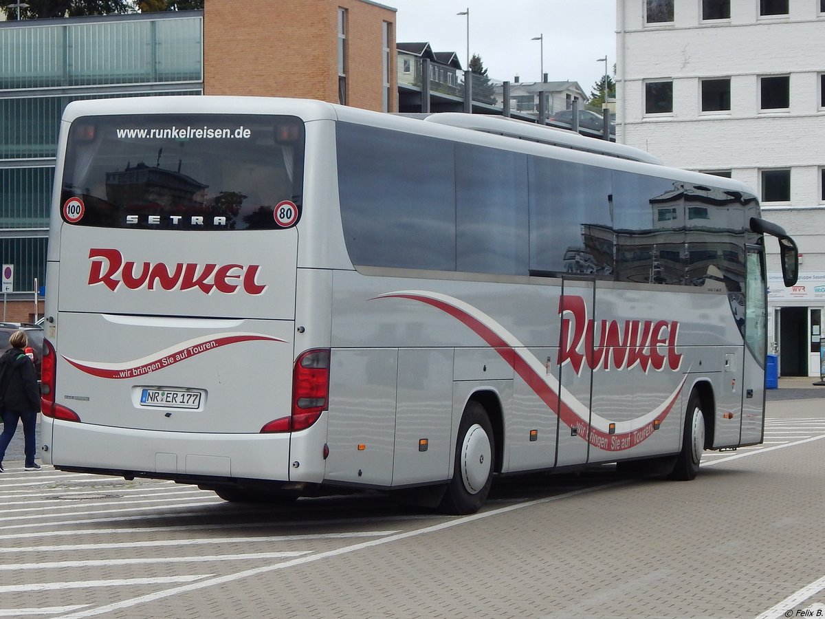 Setra 415 GT-HD von Runkel aus Deutschland im Stadthafen Sassnitz. 