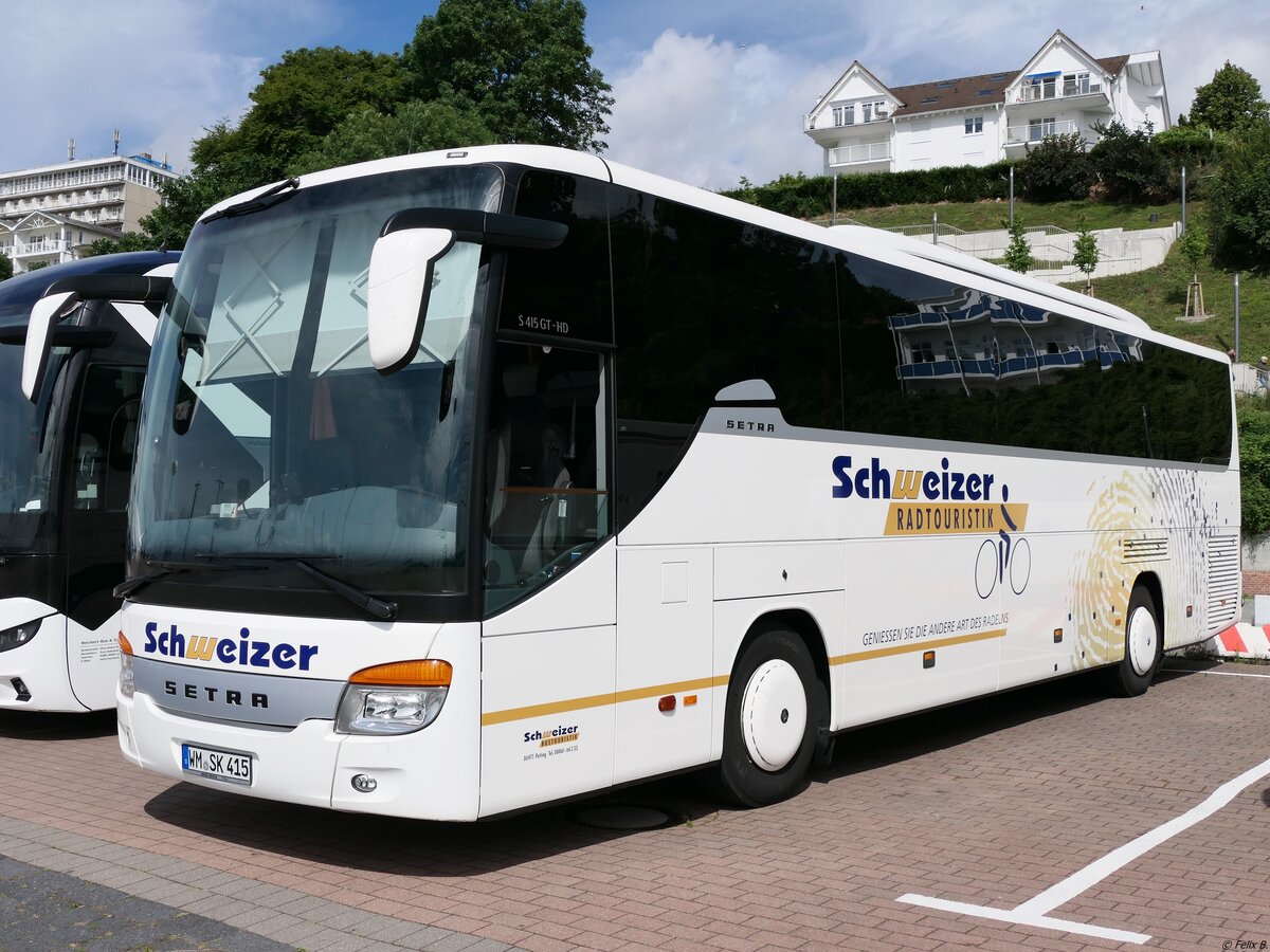 Setra 415 GT-HD von Schweizer aus Deutschland im Stadthafen Sassnitz.
