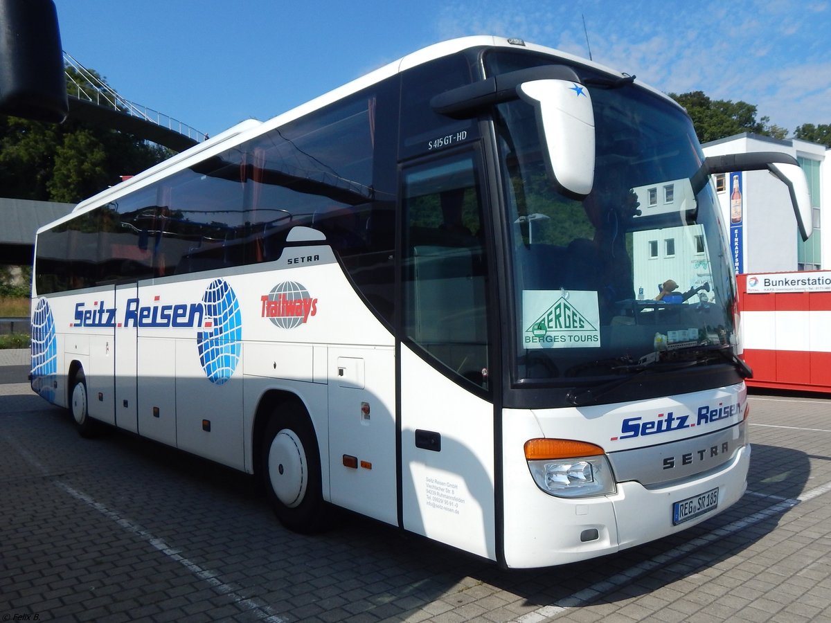 Setra 415 GT-HD von Seitz Reisen aus Deutschland im Stadthafen Sassnitz.
