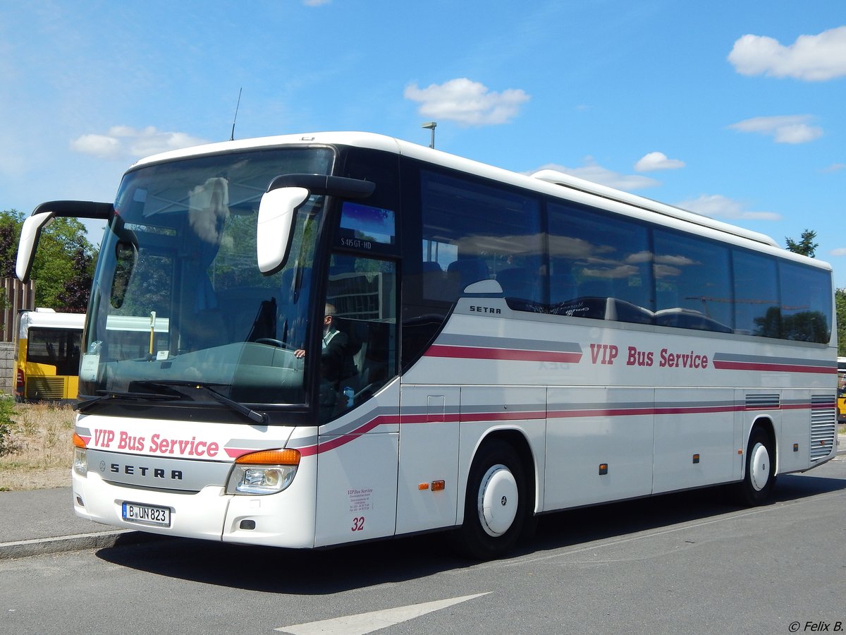 Setra 415 GT-HD von Vip-Bus-Service aus Deutschland in Berlin.