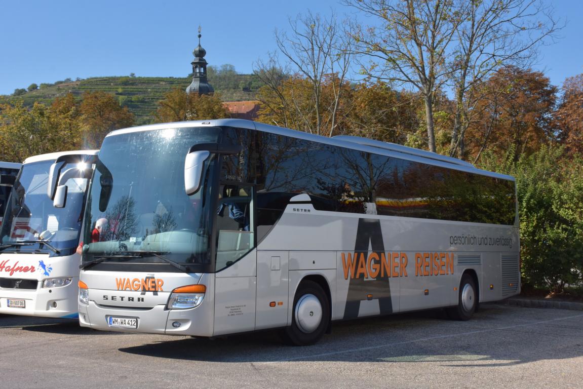 Setra 415 GT-HD von WAGNER Reisen aus der BRD 09/2017 in Krems.