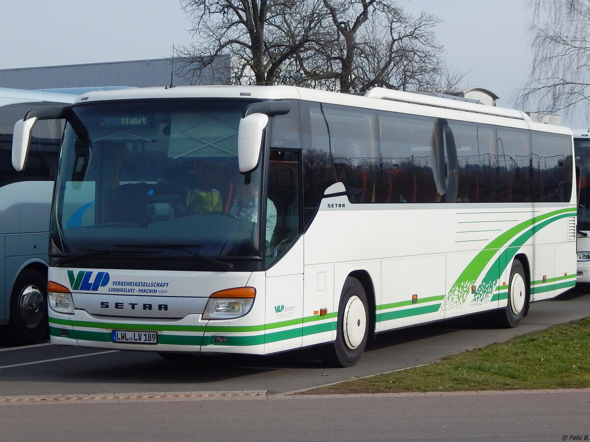 Setra 415 GT der Verkehrsgesellschaft Ludwigslust-Parchim mbH in Neubrandenburg. 