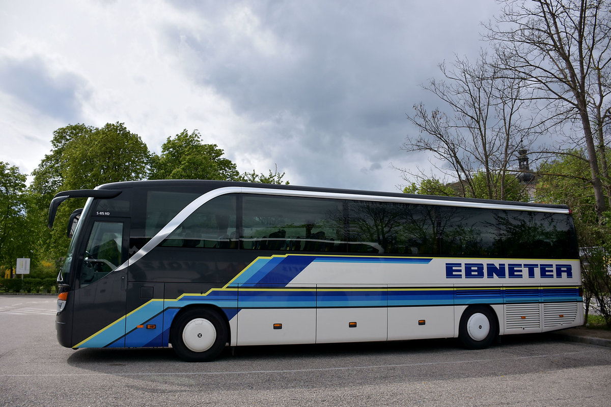 Setra 415 HD von EBNETER Reisen aus der CH in Krems.