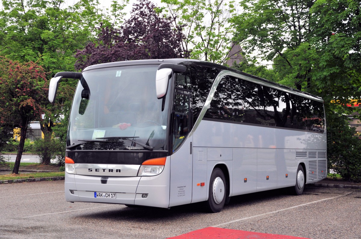 Setra 415 HD von Herwig Reisen aus Deutschland am 17.Mai 2014 in Krems.