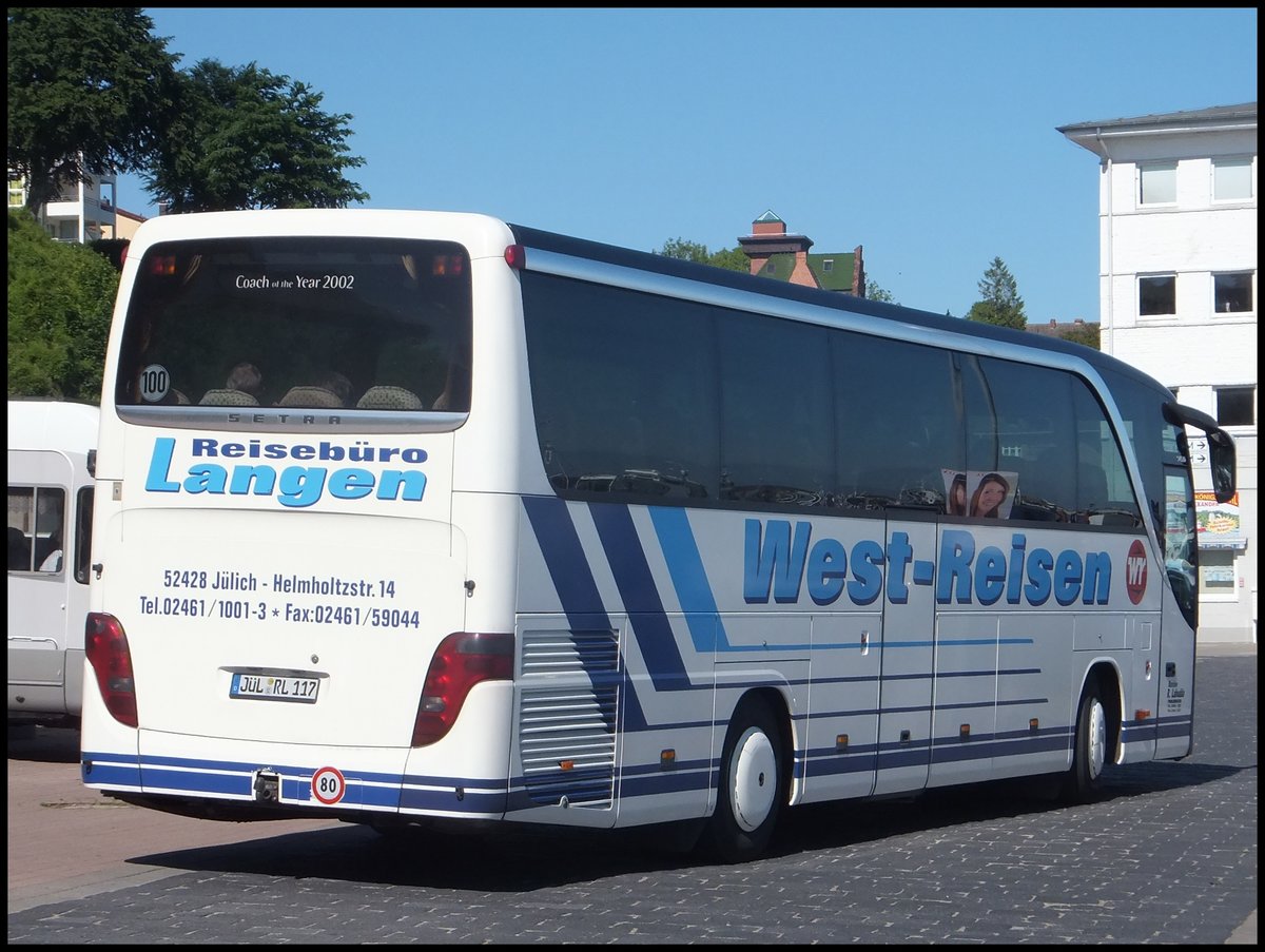 Setra 415 HD von Labudda (ex West-Reisen) aus Deutschland im Stadthafen Sassnitz.