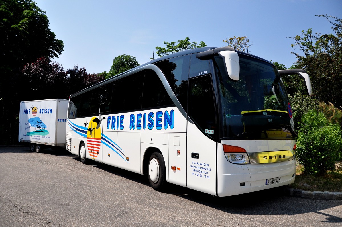 Setra 415 HD mit Radanhnger von Frie Reisen aus der BRD im Juni 2015 in Krems.