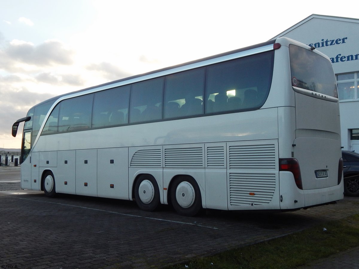 Setra 415 HDH von BusBetriebe Wismar aus Deutschland im Stadthafen Sassnitz.