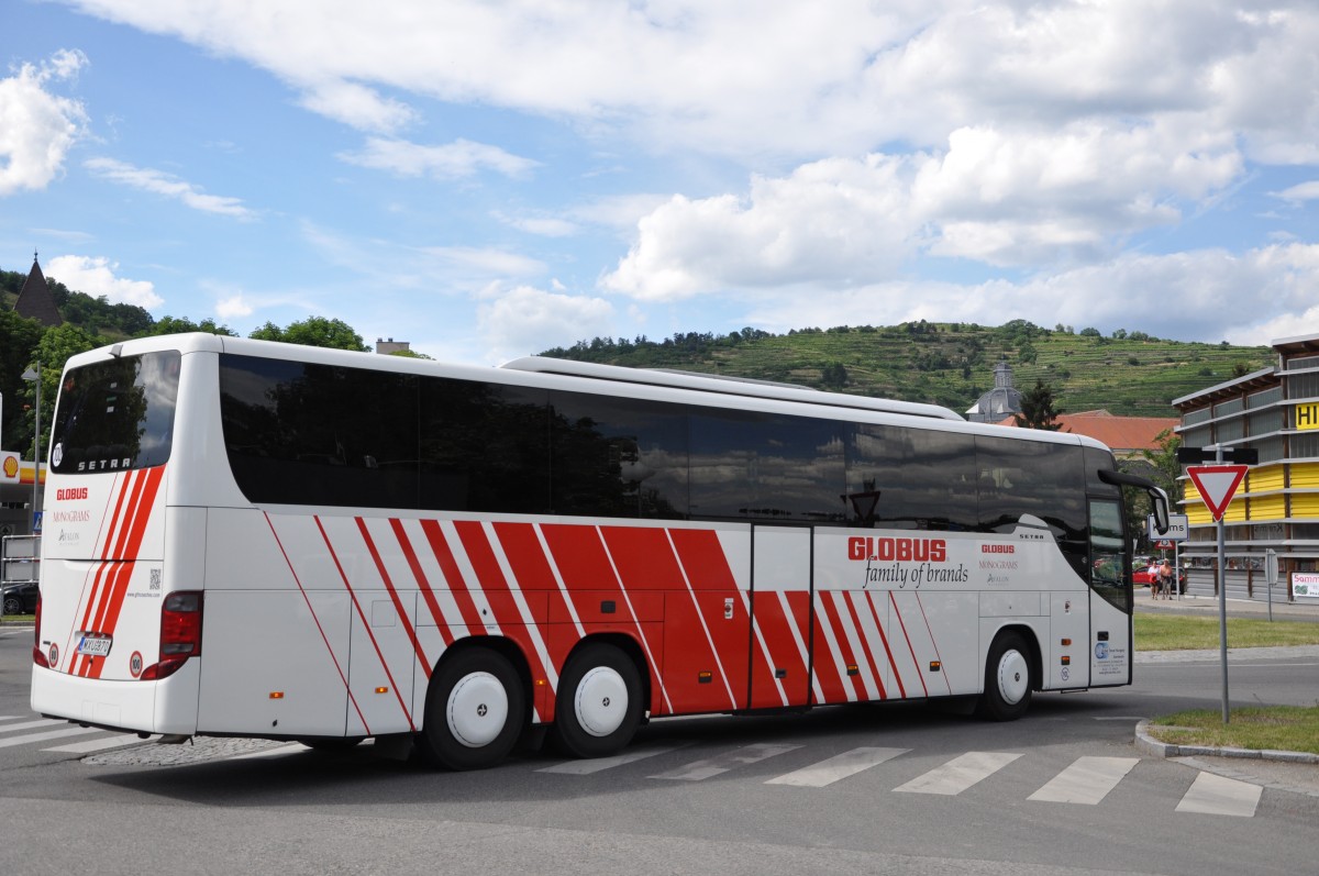 Setra 416 GT-HD von Global Travel Hungary im Juni 2015 in Krems gesehen.