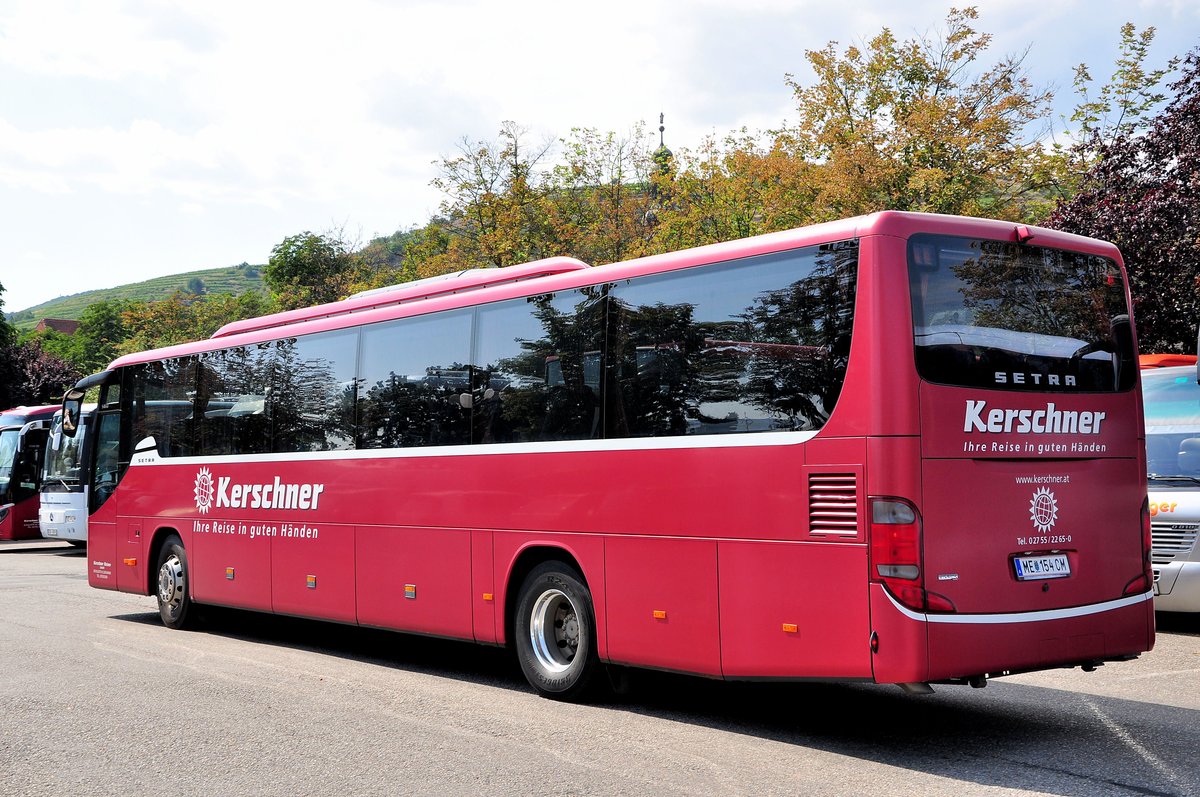 Setra 416 GT von Kerschner Reisen aus Niedersterreich in Krems gesehen.