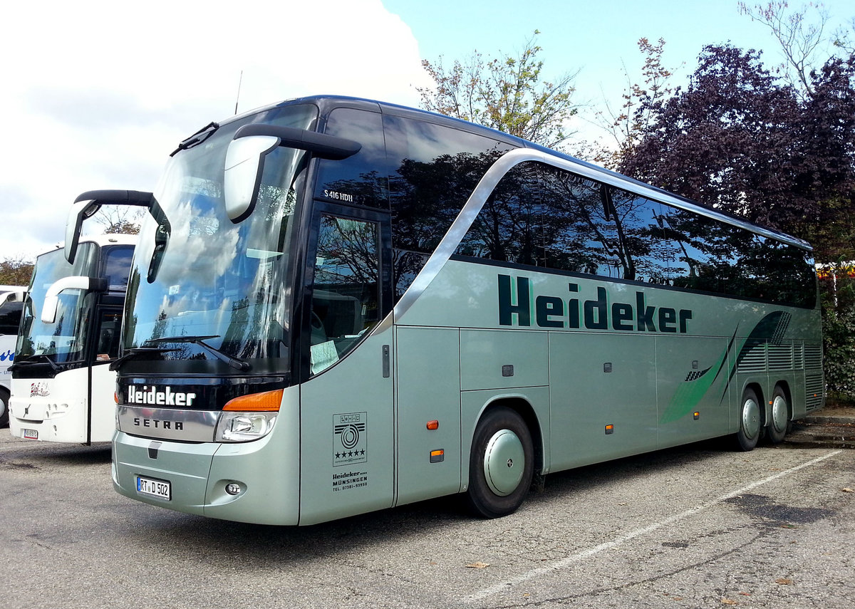 Setra 416 HDH von Heidecker Reisen aus der BRD in Krems.