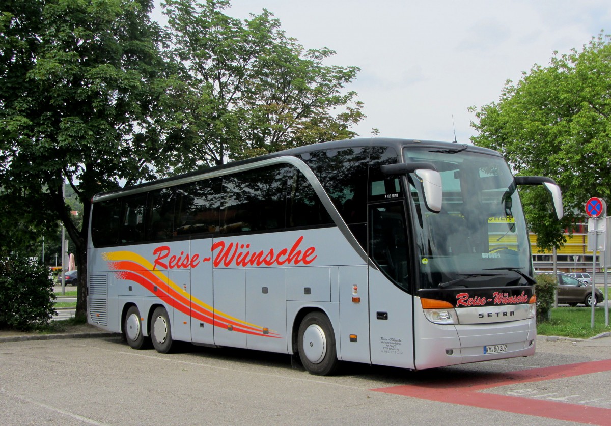 Setra 417 HDH von Laister Reisen aus sterreich am 2.Juni 2014 in Krems gesehen.