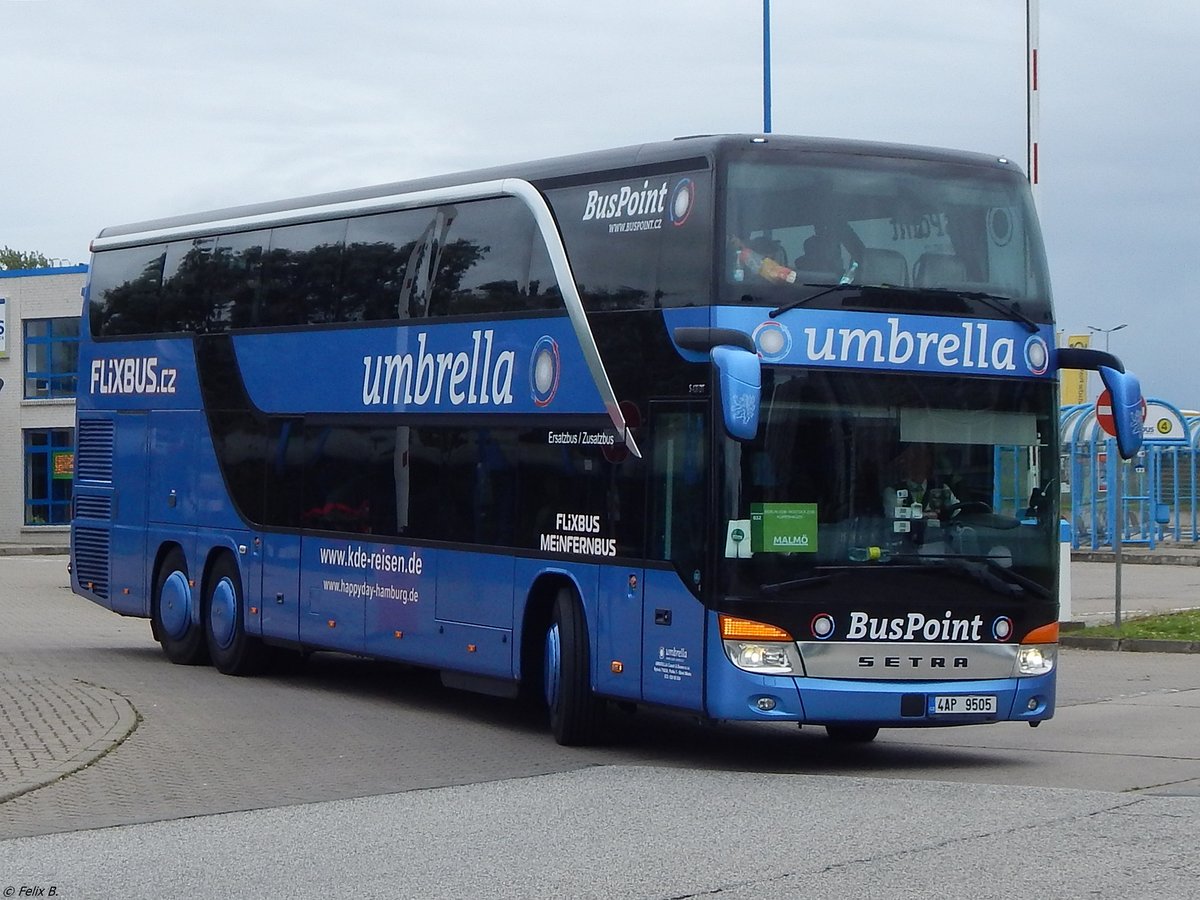 Setra 431 DT von Flixbus/Umbrella/KDE aus Deutschland in Rostock. 