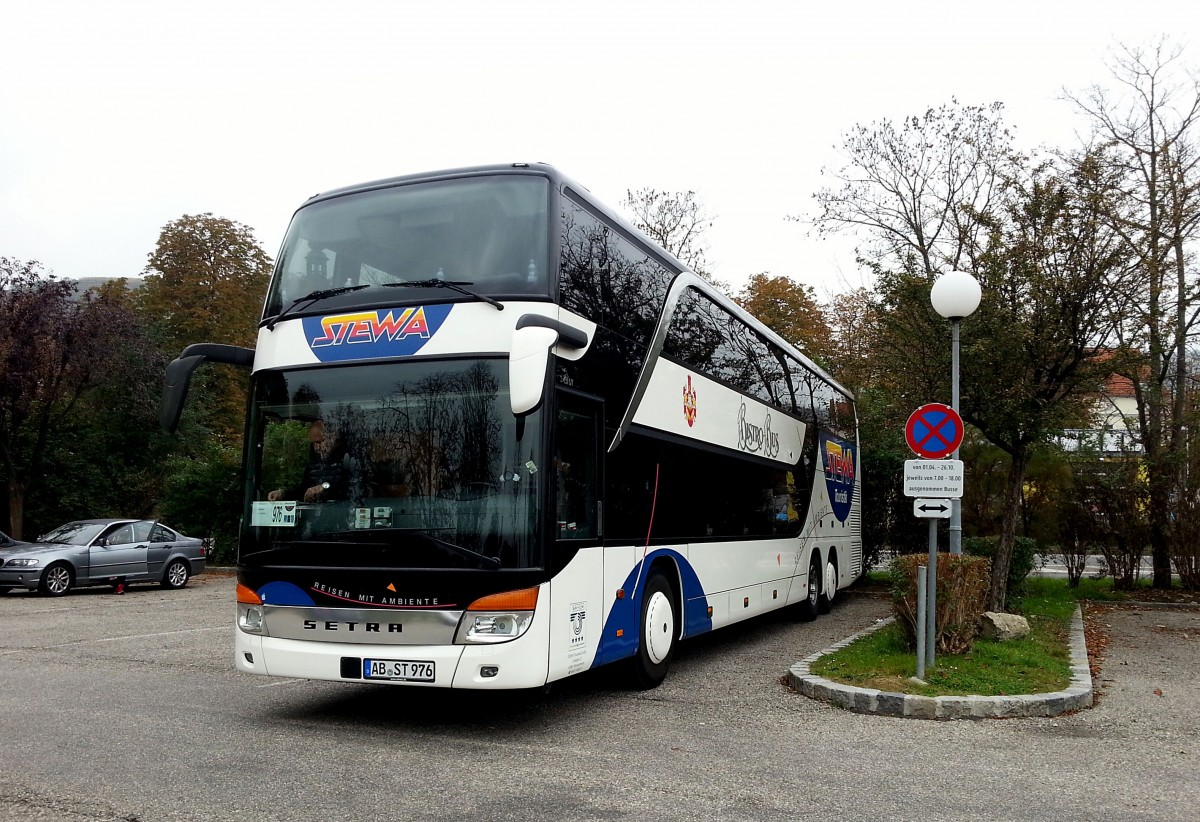 Setra 431 DT von der STEWA Touristik aus der BRD am 30.10.2014 in Krems.