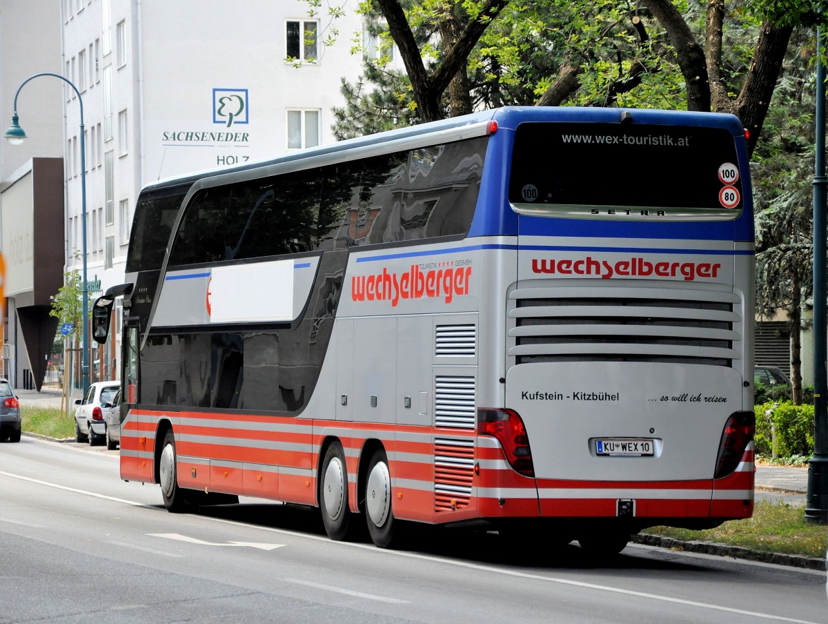 SETRA 431 DT von WECHSELBERGER Reisen / sterreich im Juli 2013 in Krems unterwegs.