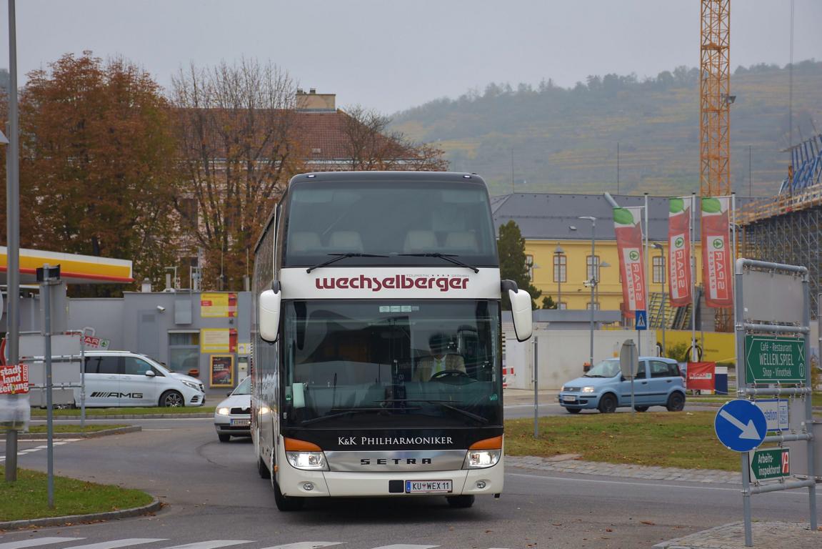 Setra 431 DT von Wechselberger Reisen aus sterreich am 20.10.2017 in Krems gesehen.