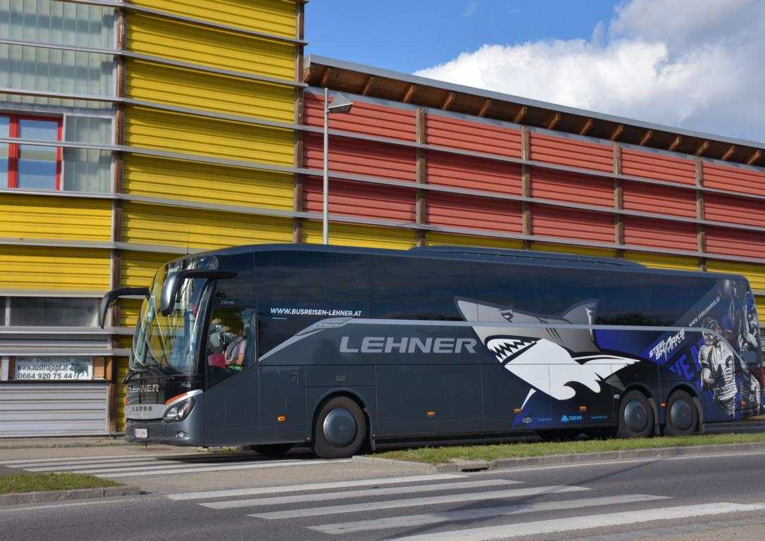Setra 500er-Serie von Lehner Reisen aus sterreich 10/2017 in Krems.