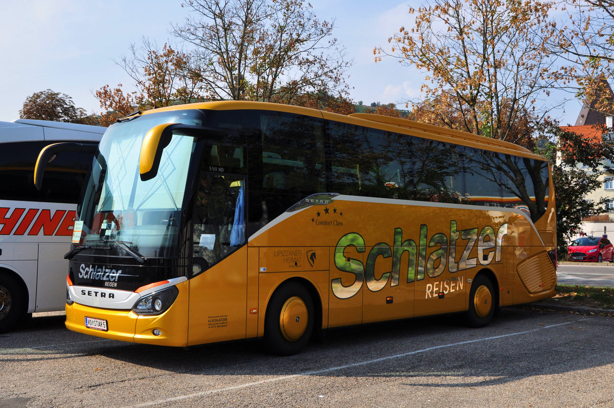 Setra 511 HD vom Reiseunternehmen Schlatzer aus sterreich in Krems.