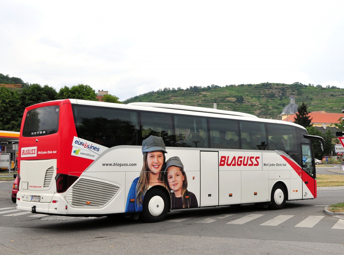 Setra 515 HD von Blaguss Reisen aus sterreich in Krems unterwegs.