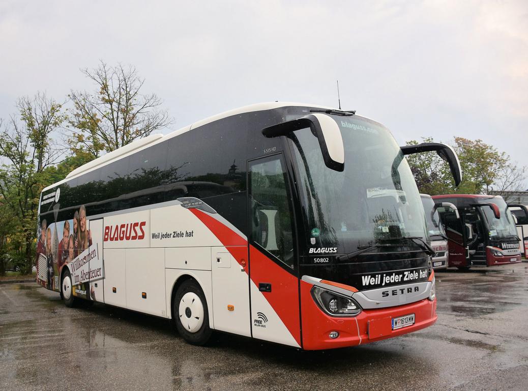 Setra 515 HD von Blaguss Reisen aus Wien 2018 in Krems.