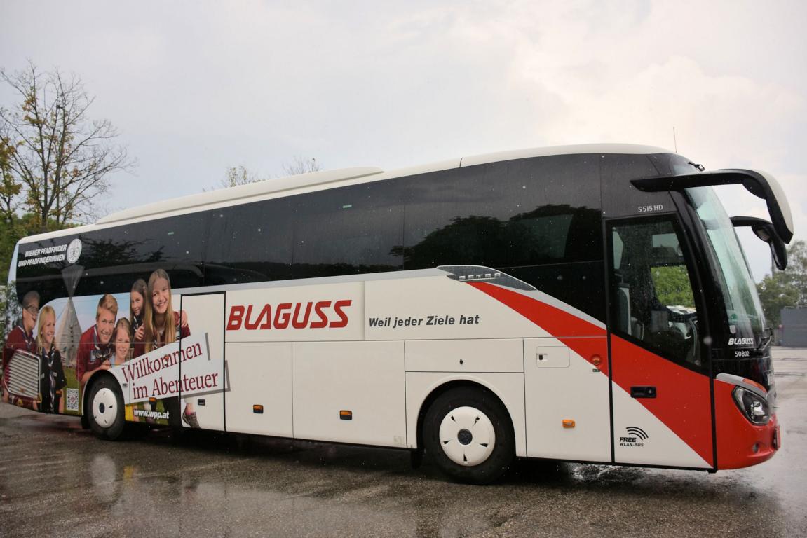 Setra 515 HD von Blaguss Reisen aus Wien 2018 in Krems.