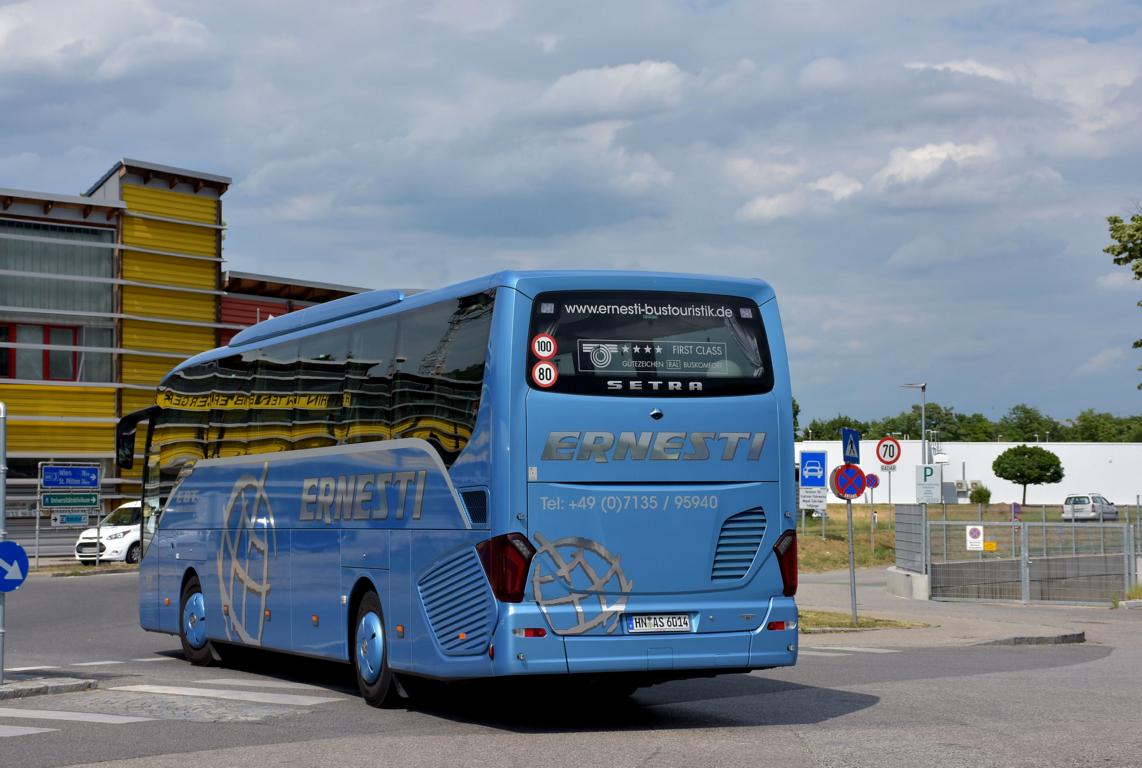 Setra 515 HD von ERNESTI Reisen aus der BRD 06/2017 in Krems.