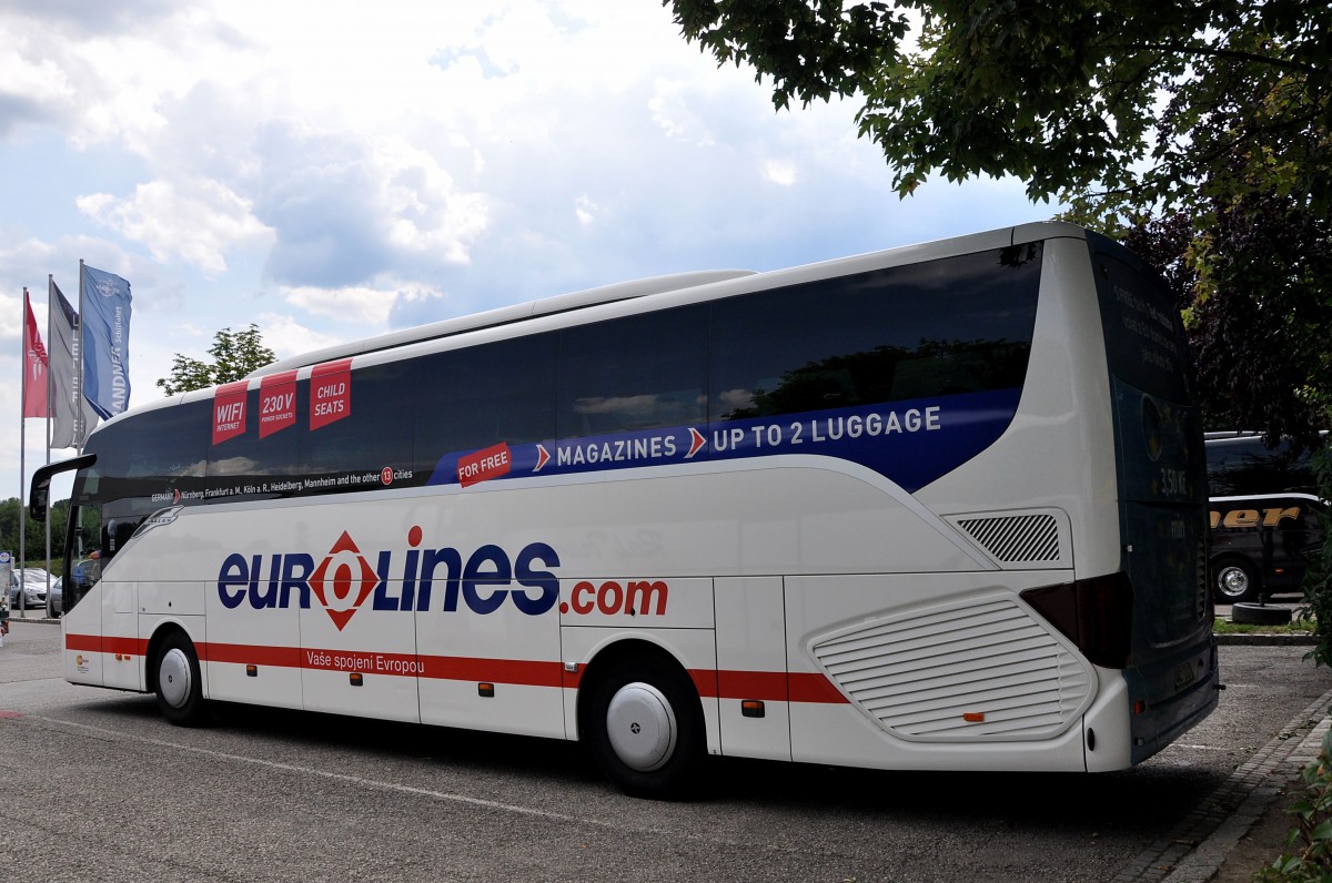 Setra 515 HD von Eurolines aus der CZ im Juni 2015 in Krems.