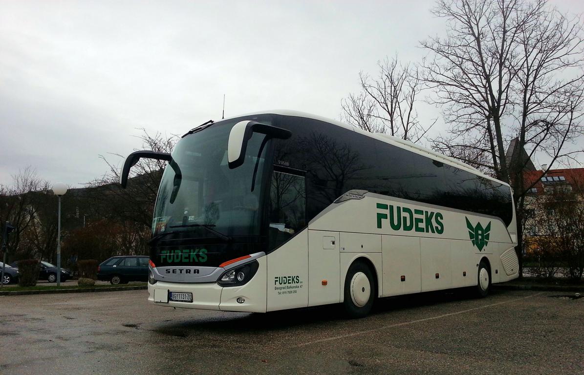Setra 515 HD von Fudeks Reisen aus Beograd im Dez 2017 in Krems.