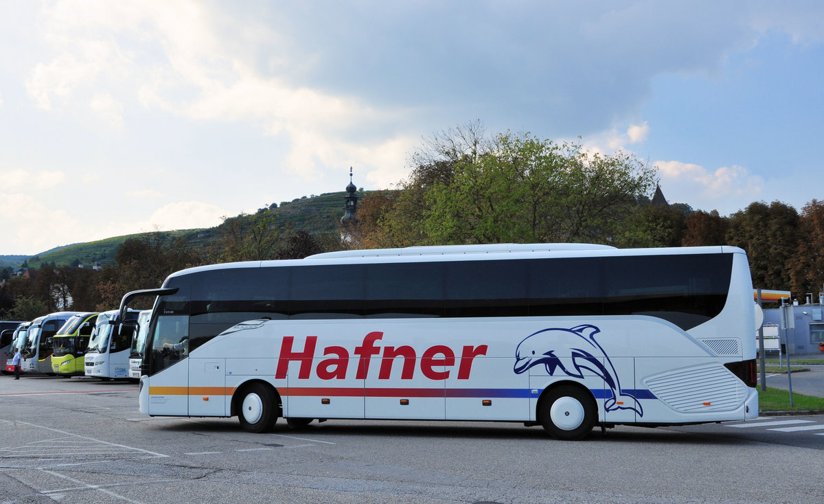 Setra 515 HD von HAFNER Reisen aus sterreich in Krems gesehen.