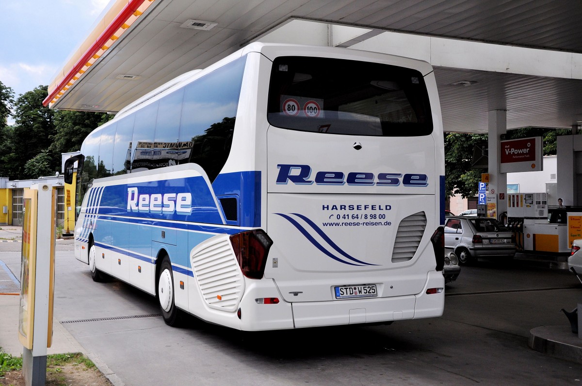 Setra 515 HD von REESE Reisen aus der BRD im Juni 2015 in Krems gesehen.