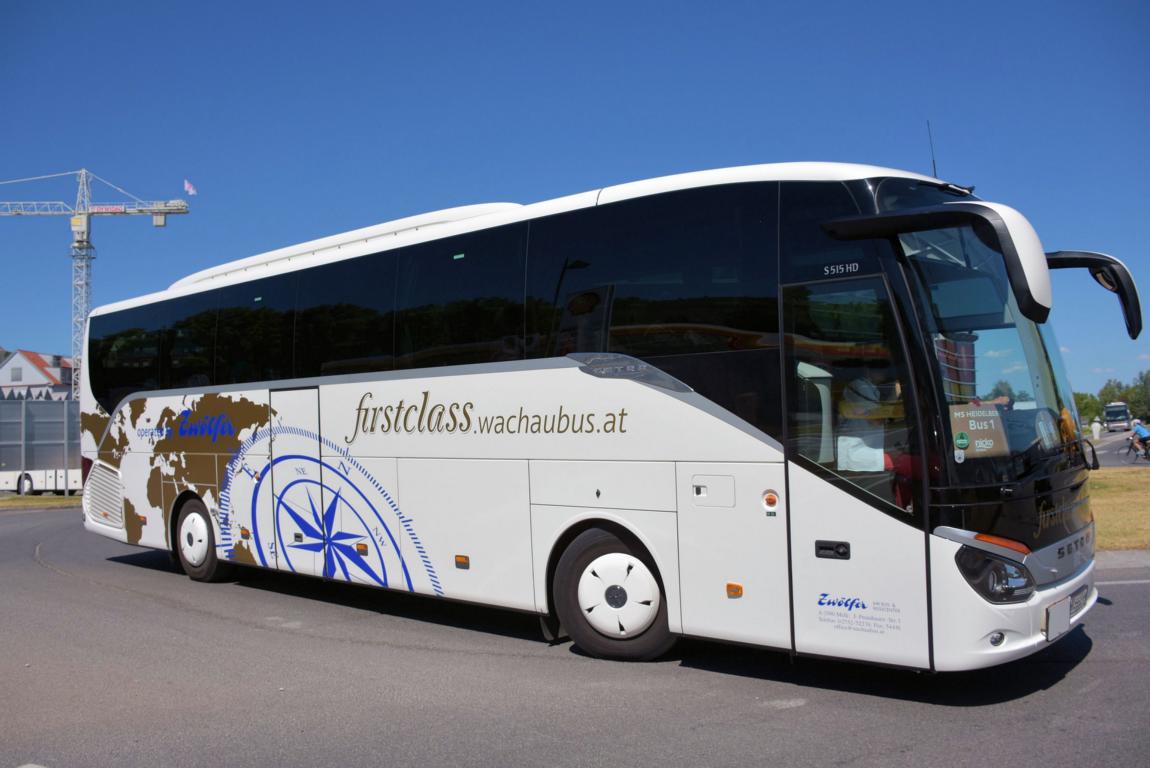 Setra 515 HD von Zwlfer Reisen aus sterreich 06/2017 in Krems.