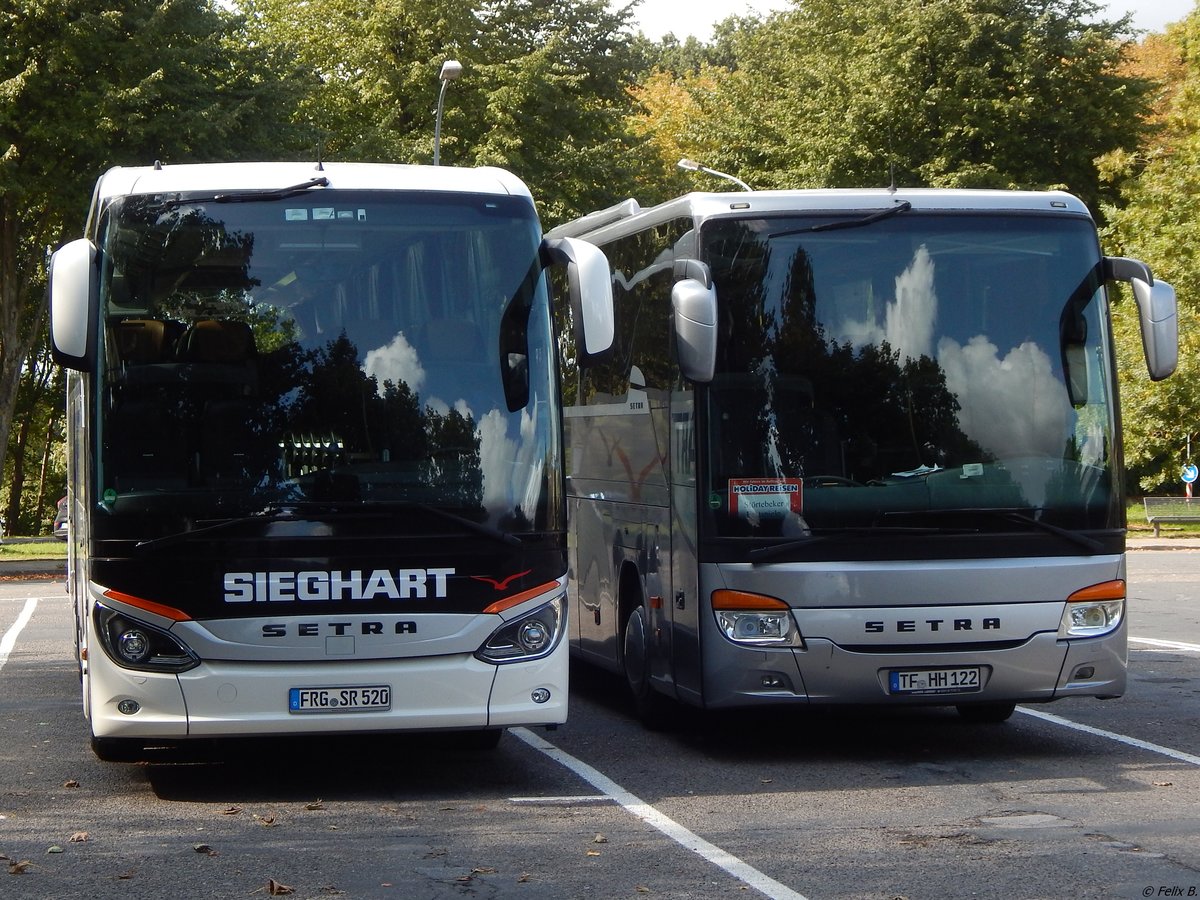 Setra 516 HD von Sieghart und Setra 416 GT-HD von Herz Reisen aus Deutschland in Stralsund.