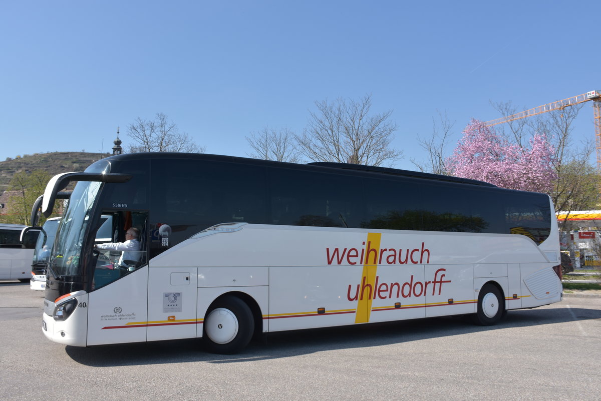 Setra 516 HD von Weihrauch Uhlendorff Reisen aus der BRD in Krems.