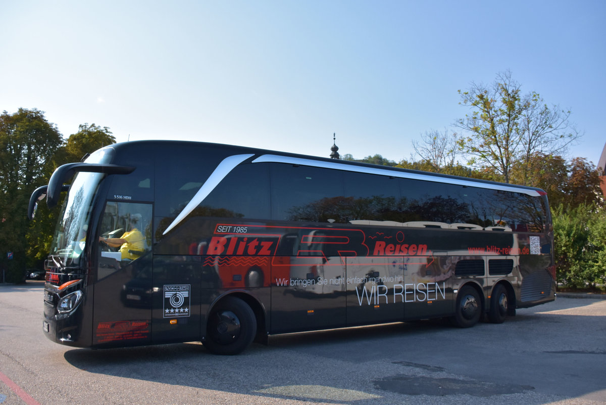 Setra 516 HDH von BLITZ Reisen aus der BRD 09/2019 in Krems.