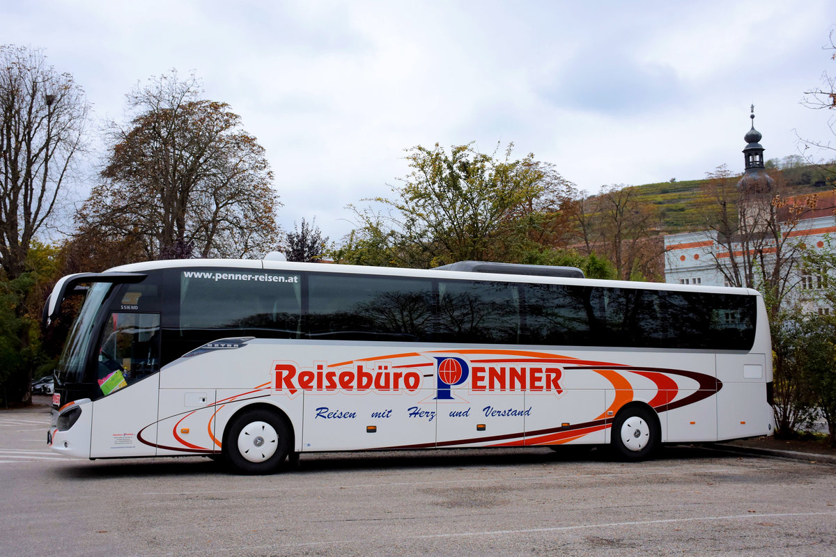 Setra 516 MD vom Reisebro PENNER aus sterreich in Krems.
