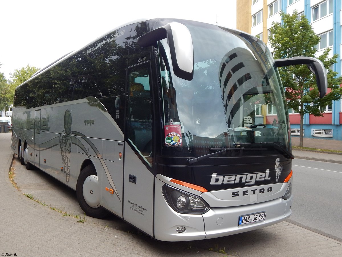 Setra 517 HD von Bengel aus Deutschland in Neubrandenburg.