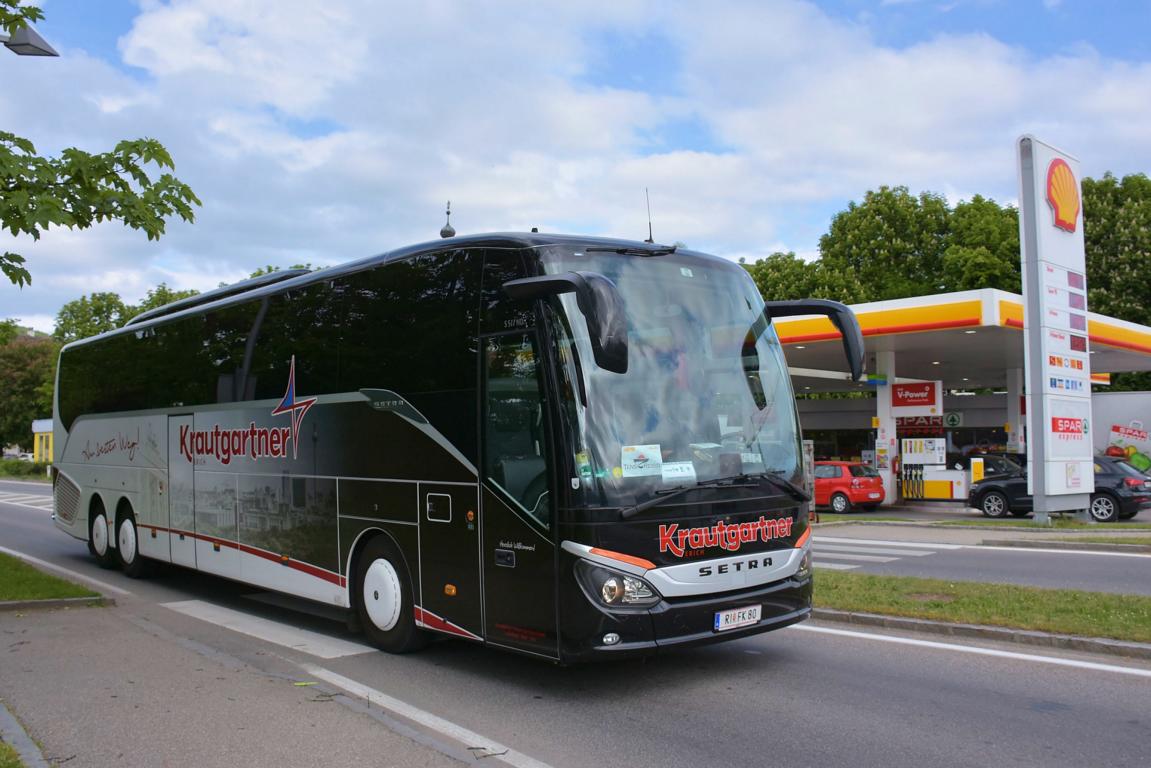 Setra 517 HD von Krautgartner Reisen aus sterreich in Krems.