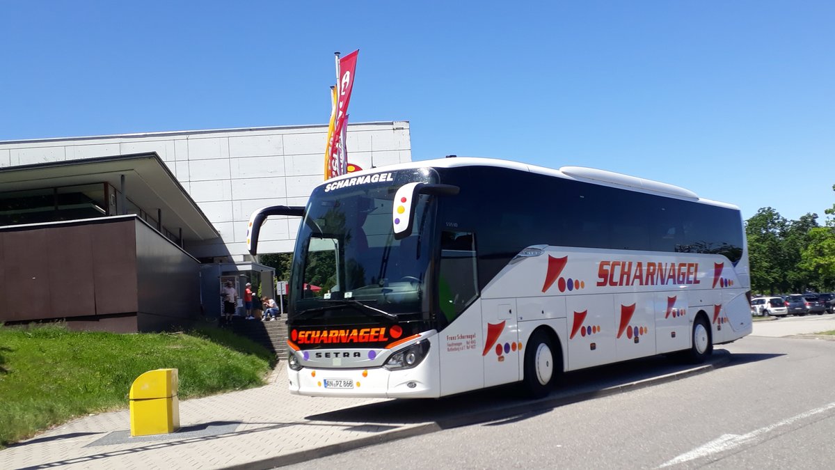 Setra S 15 HD Scharnagel-Reisen auf der Raststtte Sindelfinger-Wald A8 Richtung Mnchen