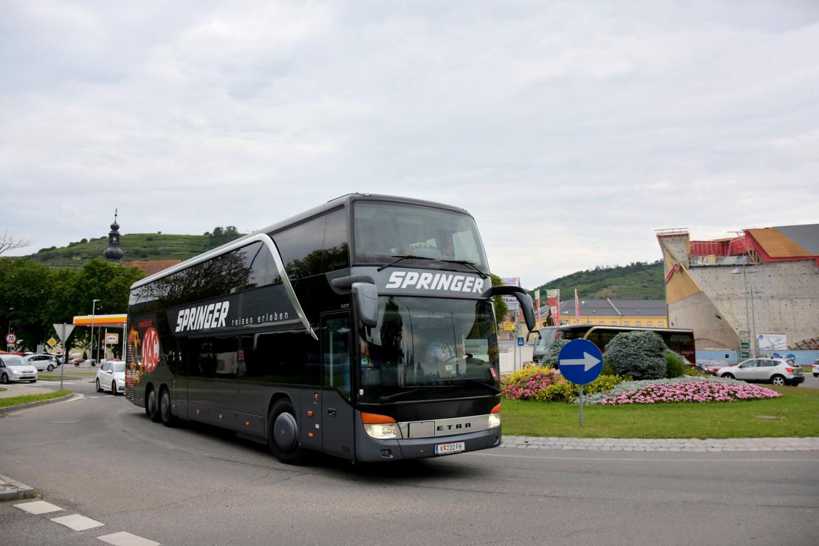 Setra S 431 DT von Springer Reisen aus AT 2018 in Krems gesehen.