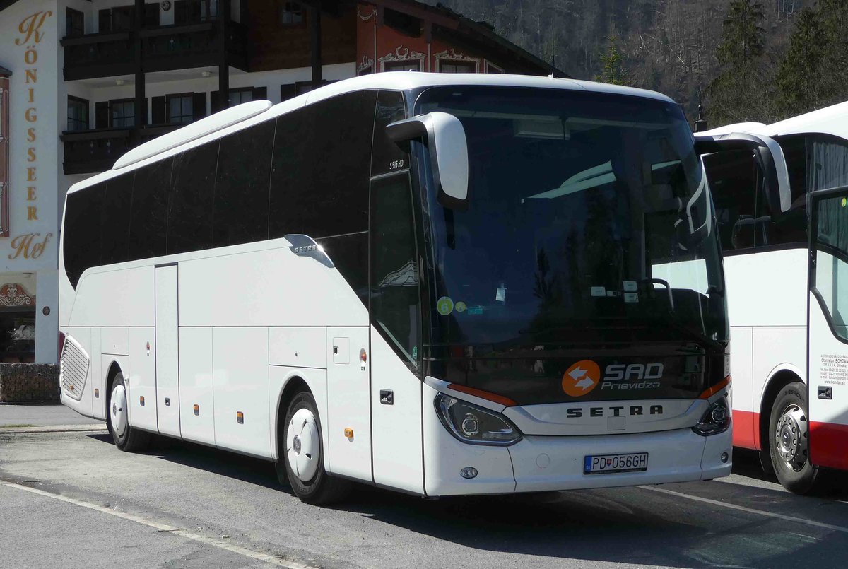 Setra S 515 HD von SAD Prievidza steht auf dem Parkplatz Knigsee im April 2019