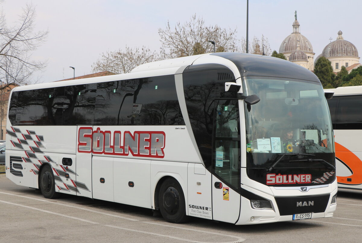 S�llner, Regensburg - R-ES 995 - MAN am 19. M�rz 2026 in Padova (Aufnahme: Martin Beyer)