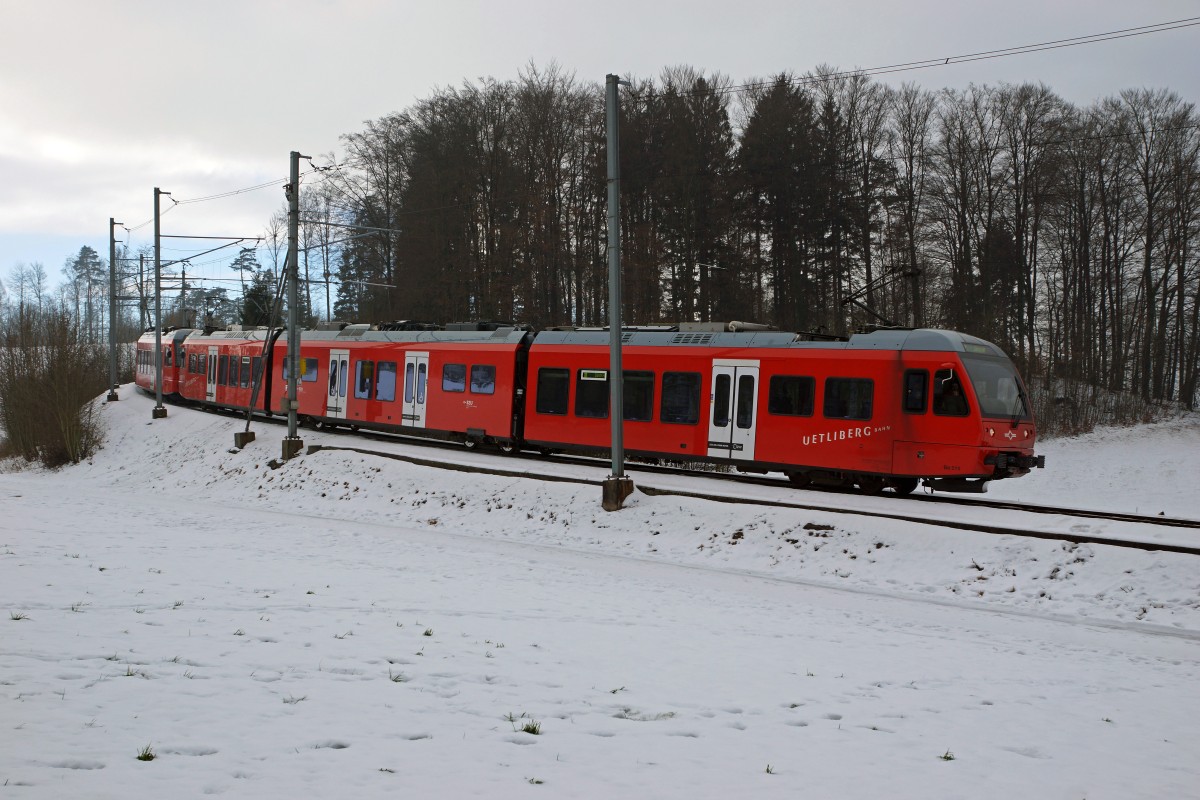 SZU: Ab Zrich HB verkehren die Zge der SZU als S 4 nach Langnau Gattikon und Sihlwald sowie als S 10 auf den Uetliberg. Doppeltraktion der S 10 mit Doppeltraktion Be510 bei Ringlikon am 23. Januar 2016. Die neuen Zweispannungs-Triebzge knnen auf beiden Linien eingesetzt werden.
Foto: Walter Ruetsch  