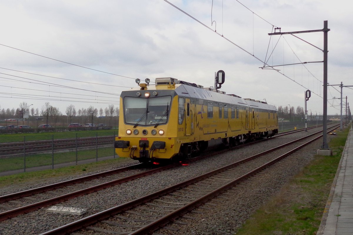 UST-02 durchfahrt Lage Zwaluwe am 27 März 2019.