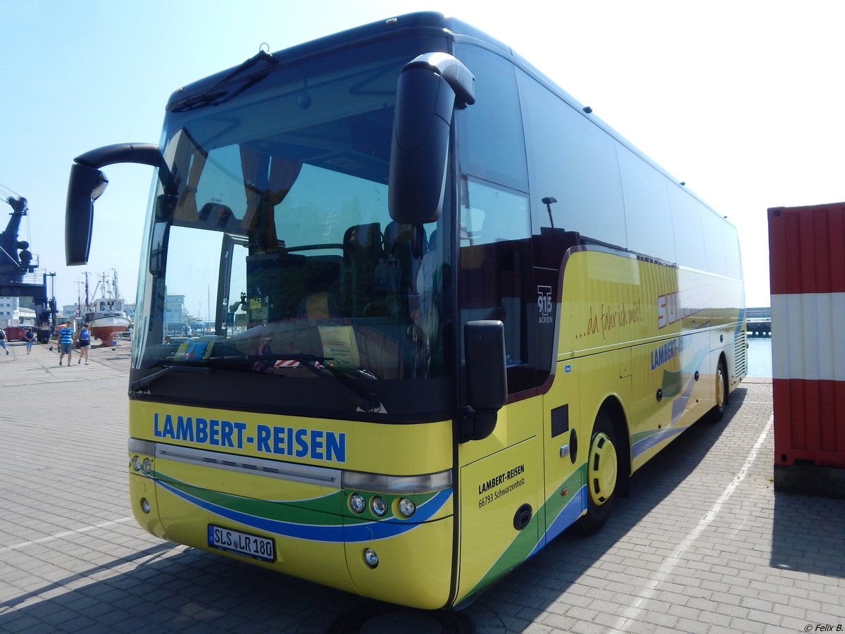 Van Hool T915 von Lambert-Reisen aus Deutschland im Stadthafen Sassnitz.