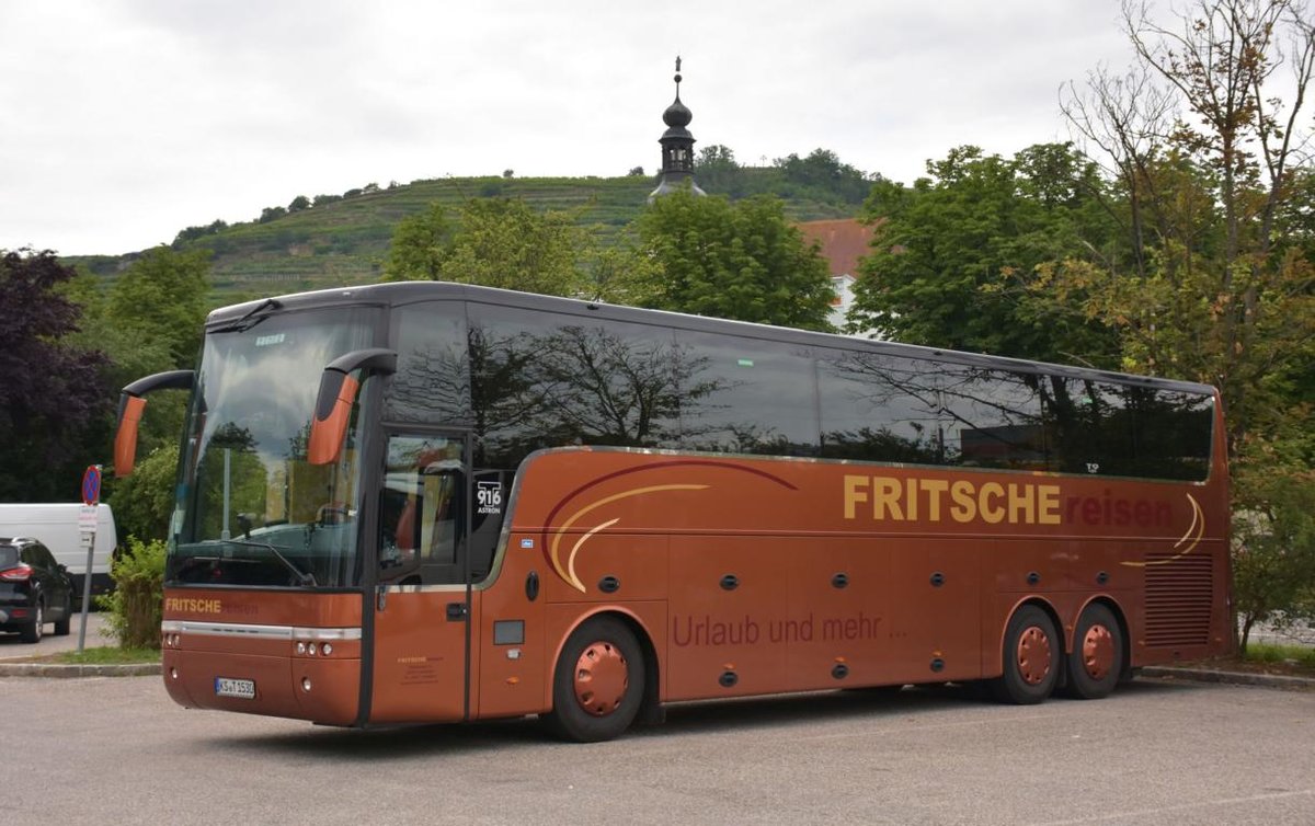 Van Hool T916 Alicron von Fritsche Reisen aus der BRD 2018 in Krems.