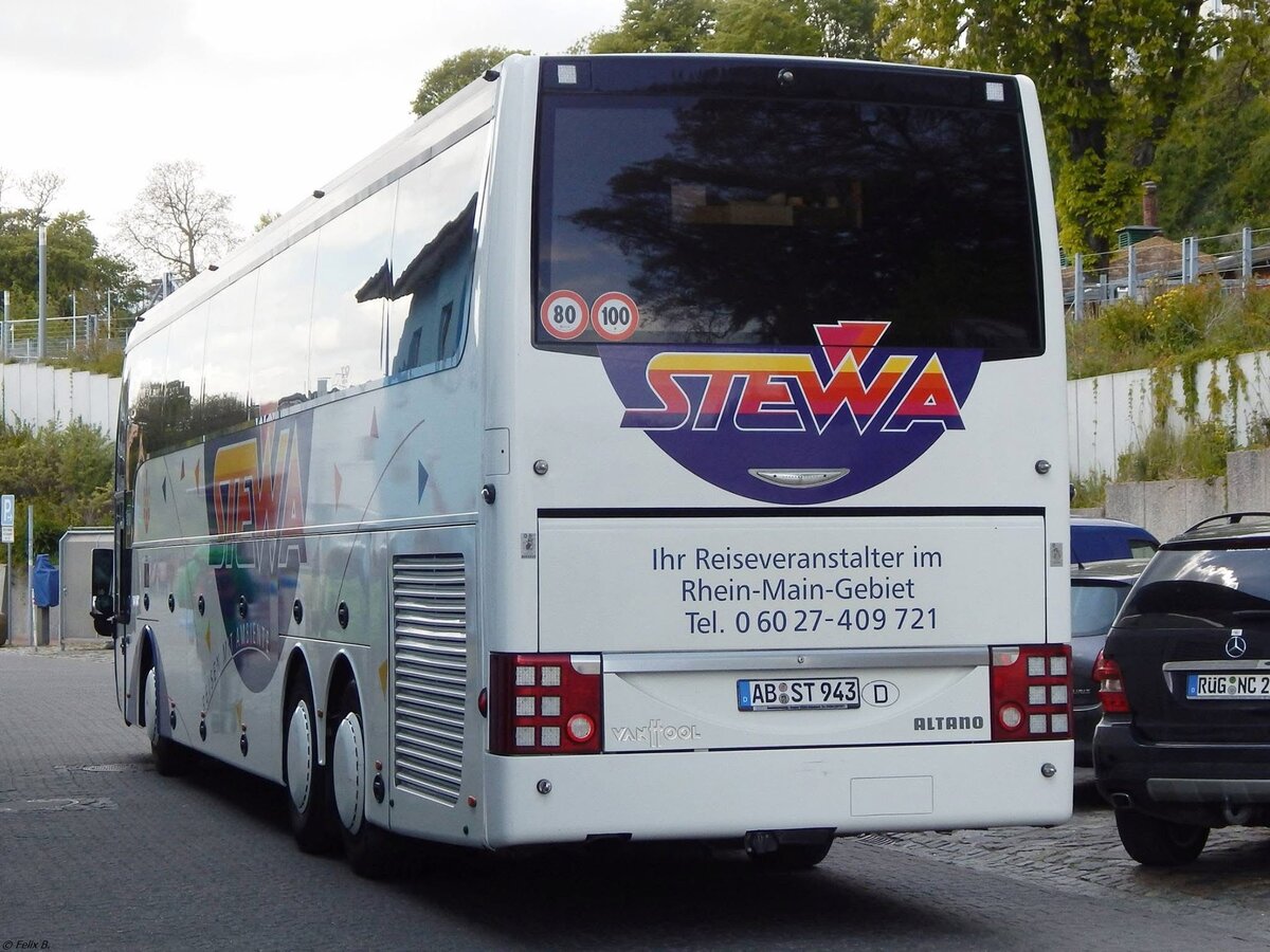 Van Hool T918 von Stewa aus Deutschland im Stadthafen Sassnitz.