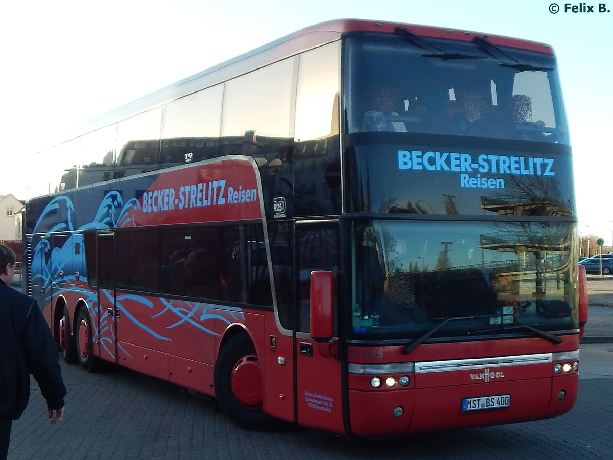 Van Hool TD925 von Becker-Strelitz Reisen aus Deutschland in Neubrandenburg.